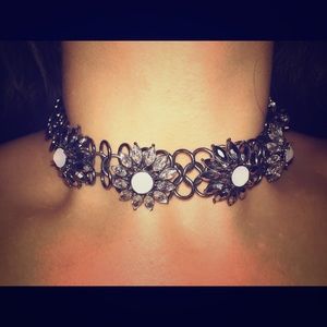 A choker
